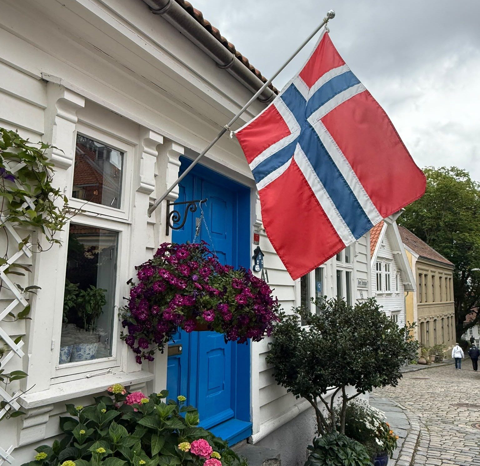 Old Stavanger.jpeg 552.24 KB